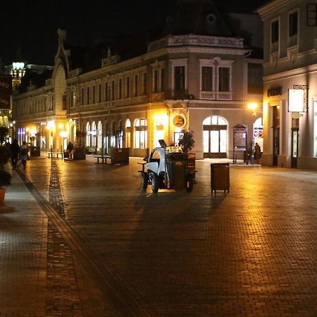 Orhideea Apartment Oradea Exteriör bild